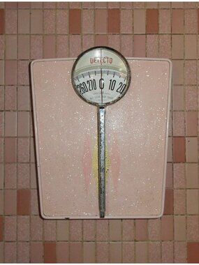 Vintage Detecto Pink Bathroom Scale w/ Gold flake atomic diamond shapes mcm